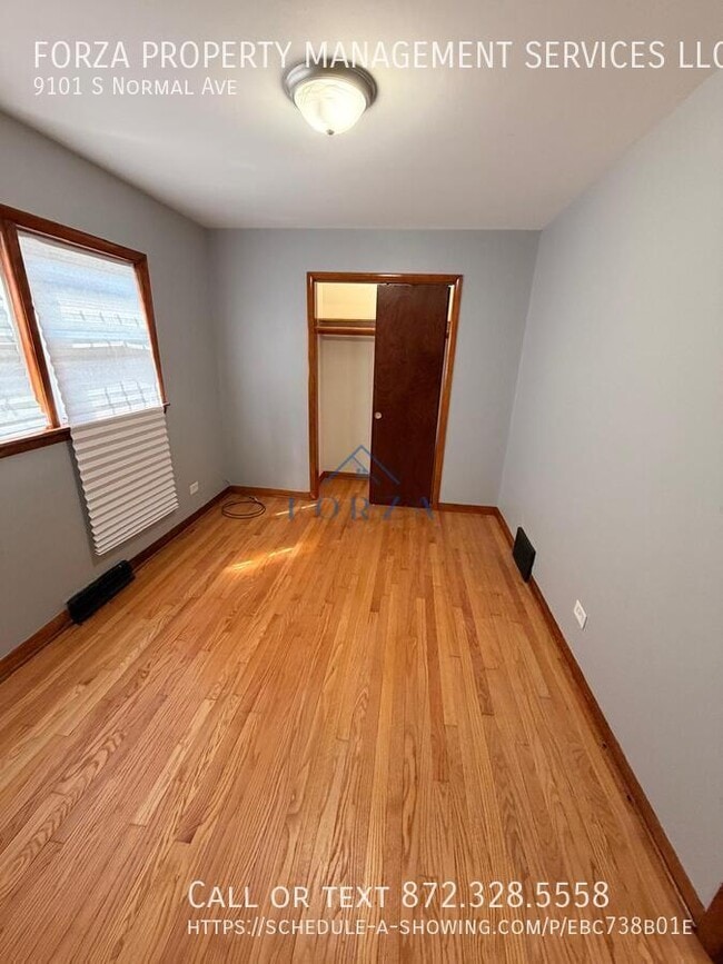 Building Photo - 9101 S Normal Ave