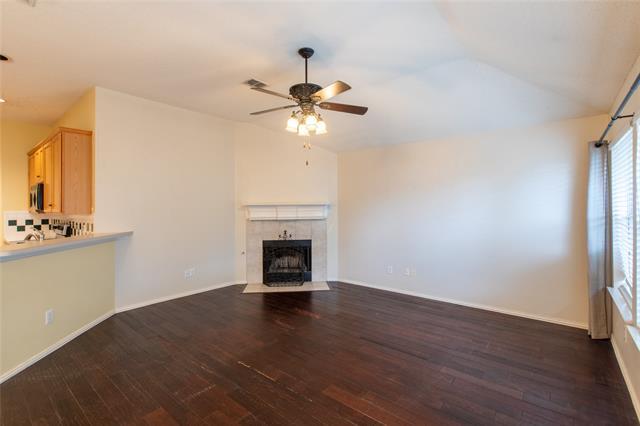 Building Photo - 3713 Pinetree Dr