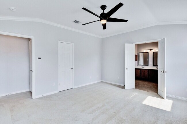 Building Photo - 133 Calline Mayes Run