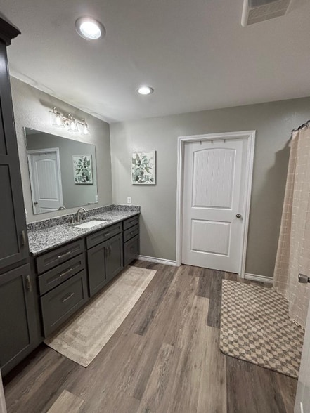 Building Photo - 167 Ballard Dr