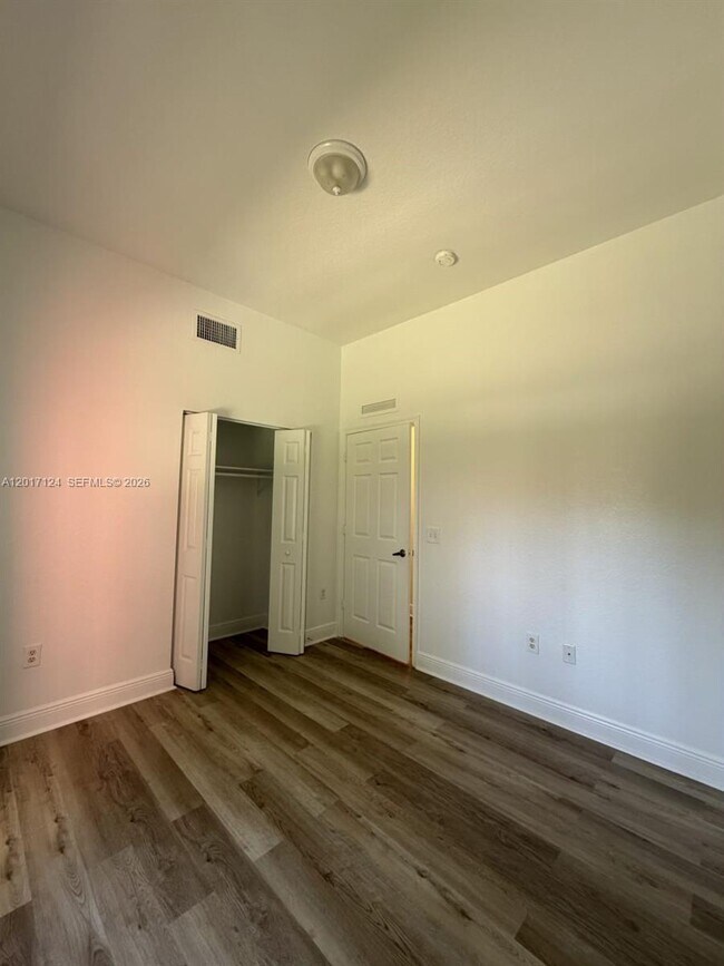 Building Photo - 3335 Palomino Dr