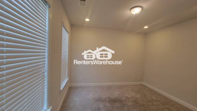 Building Photo - 601 Alexander Hills
