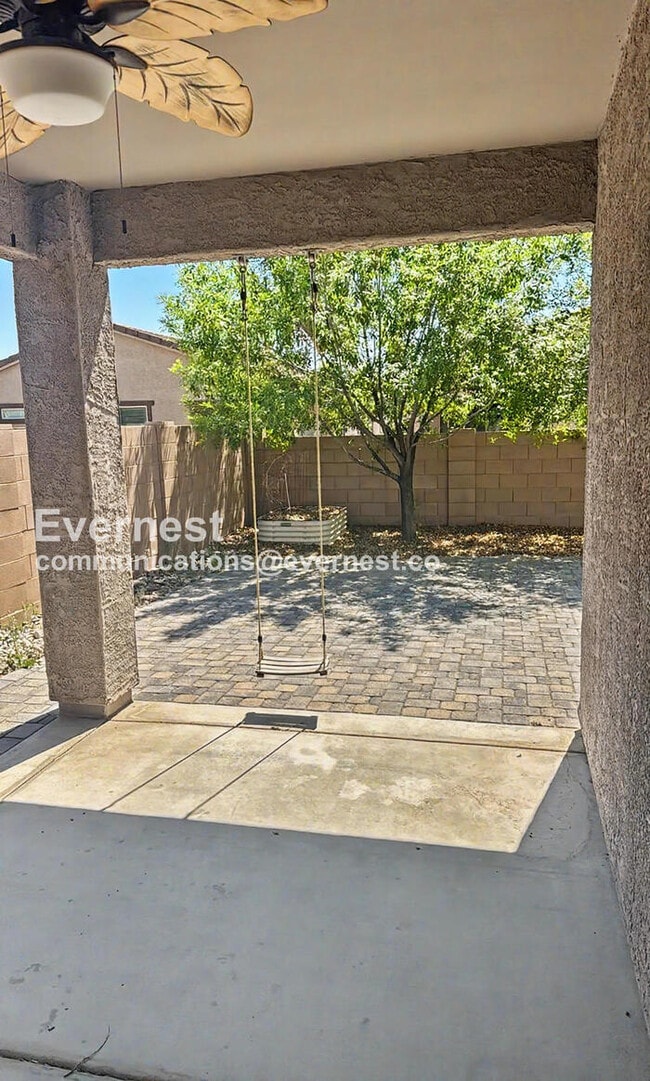 Building Photo - 10667 W Filbert St