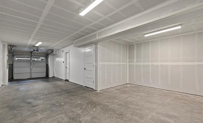 Building Photo - 1225 Filbert Rd