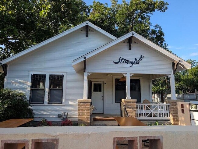 Building Photo - 2506 E Cesar Chavez St