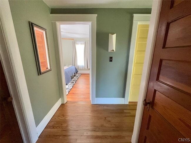 Building Photo - 608 Ackerman Ave