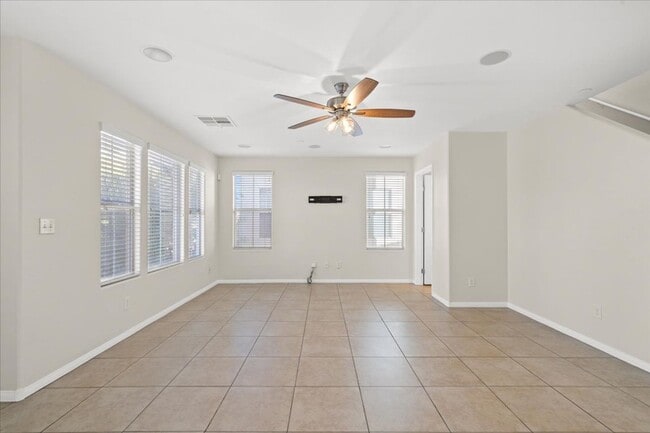 Building Photo - 3 Story, Spacious and Inviting 3-bedroom In Centennial Hills, with Downstairs Bedroom Suite