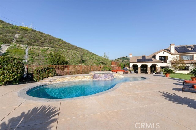Building Photo - 10817 W Stallion Ranch Rd