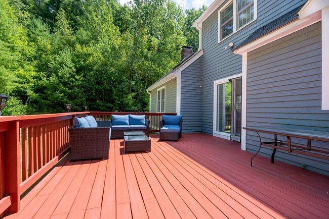 Building Photo - 88 Providence Rd