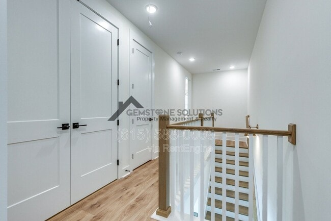 Building Photo - 669 Westboro Dr