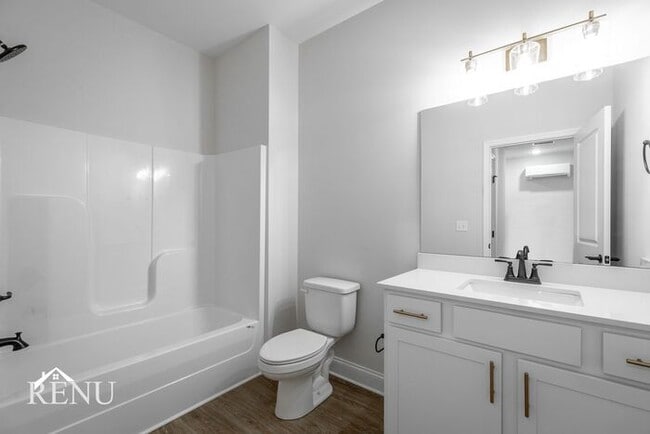 Building Photo - 5602 Sofias Cir