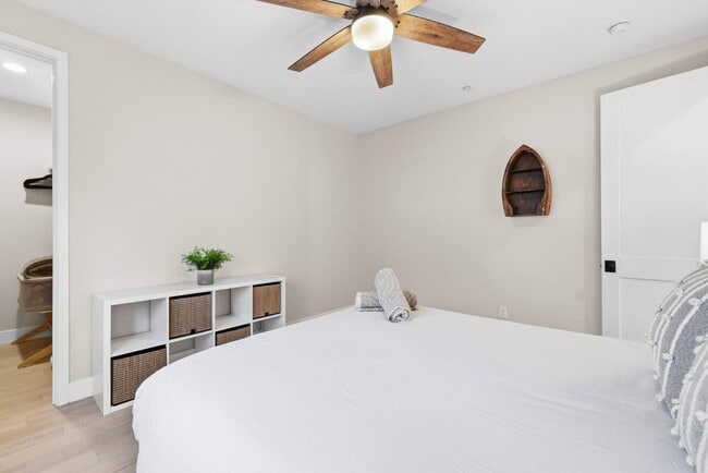 Building Photo - 5051 Savannah St