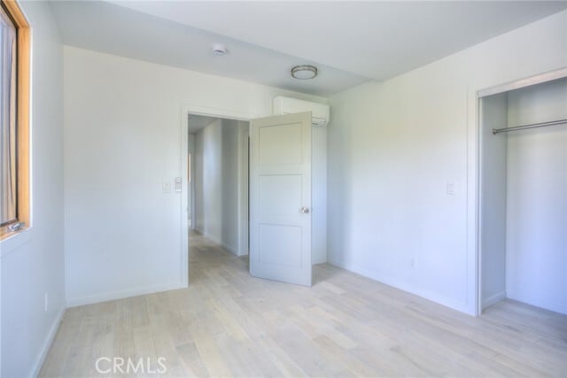 Building Photo - 470 Sycamore Glen