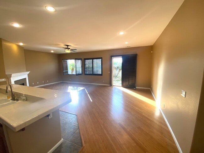 Building Photo - Gorgeous one story home in Bradley Square