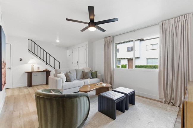 Building Photo - 4308 N Parkway Ave