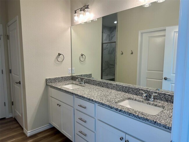 Building Photo - 515 War Admiral Dr