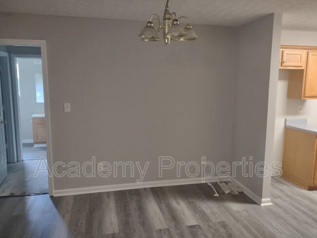 Building Photo - 2039 Faith Cove