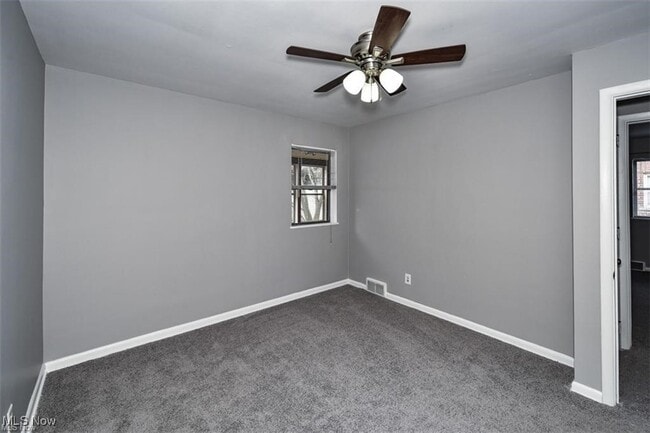 Building Photo - 2344 Westmoor Rd