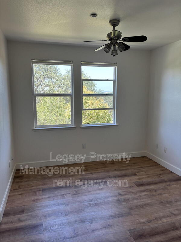 Building Photo - 1501 Secret Ravine Pkwy