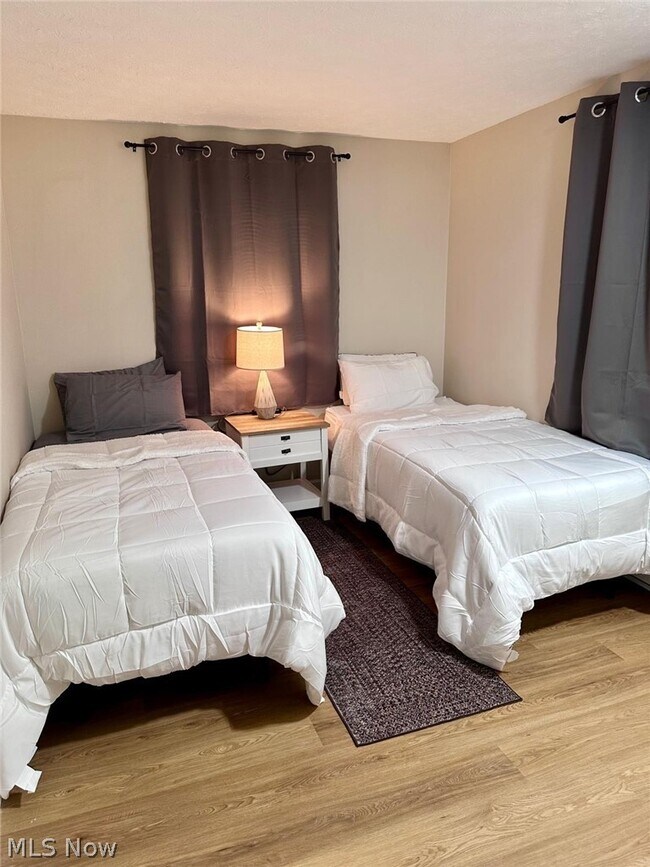 Building Photo - 177 25th St SE