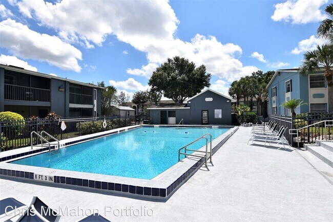 Building Photo - 2 br, 1 bath House - 2531 N Alafaya Trail #57