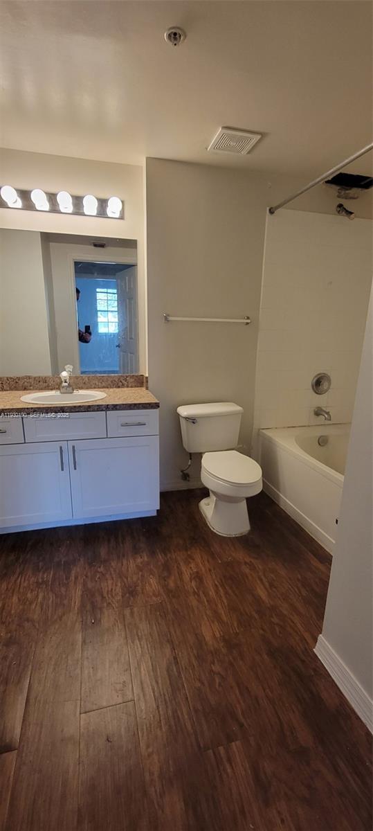 Building Photo - 160 SW 117th Terrace