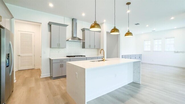 Building Photo - 7453 Estuary Lk Lp