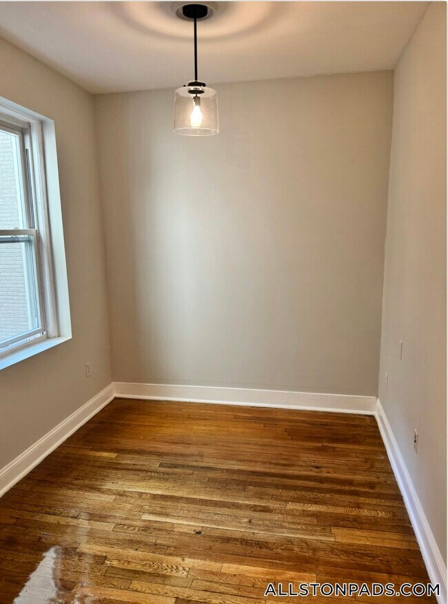 Building Photo - 1189 Commonwealth Ave