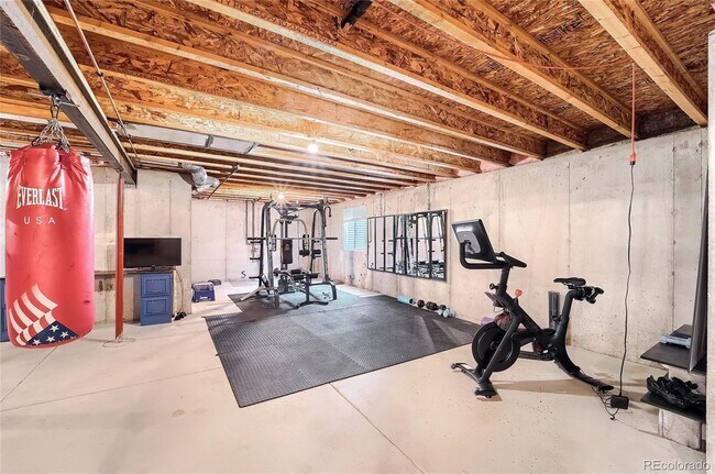 Building Photo - 1320 61st Ave