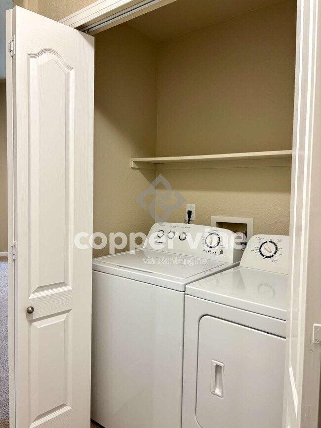 Building Photo - 11374 Xavier Dr