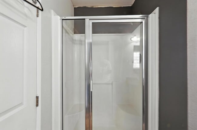 Building Photo - 13 Carlitos Ln