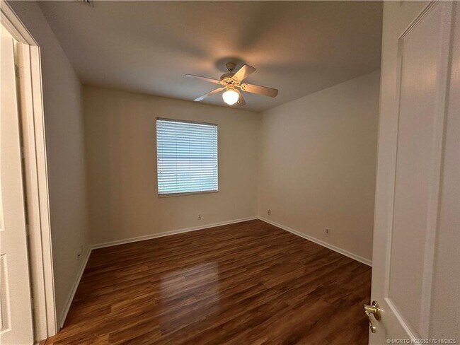 Building Photo - 2529 SW Park Meadows Trail