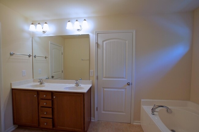 Building Photo - 623 Katy Stella Dr