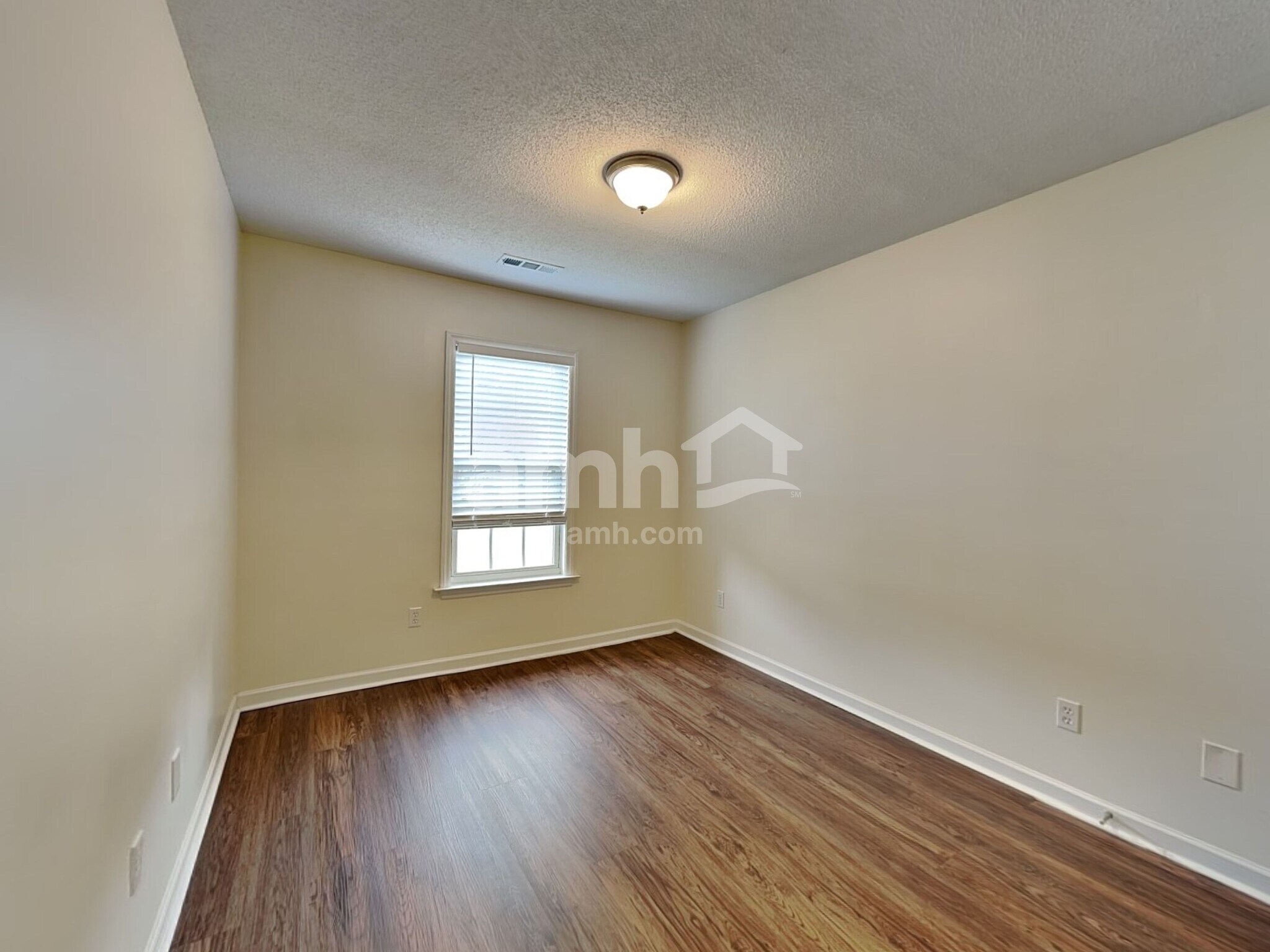 Building Photo - 5410 Bridgegate Dr