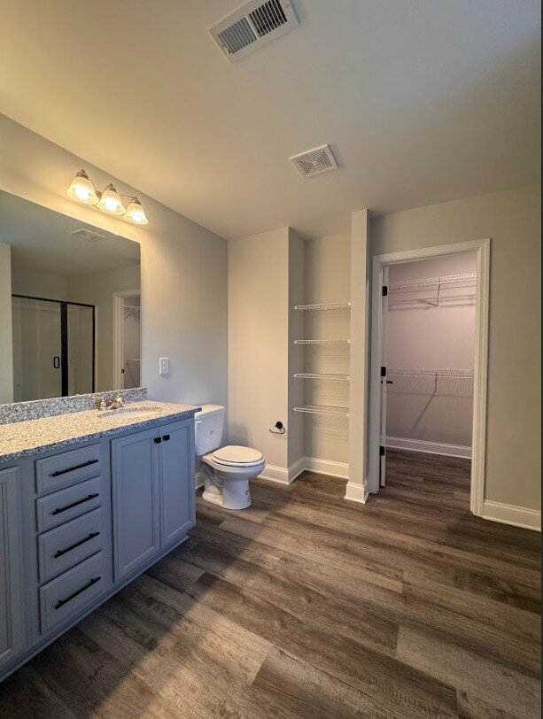 Building Photo - Inquire today on how to get FREE rent!