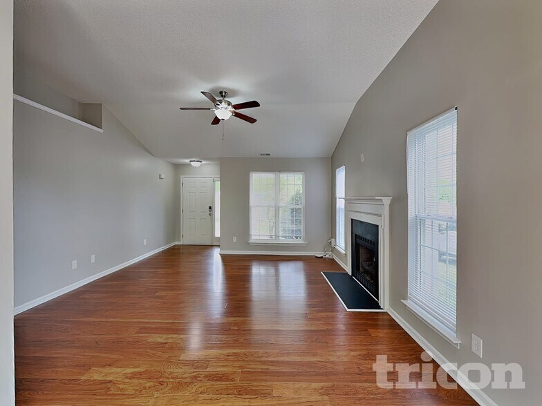 Building Photo - 1207 Piney Church Rd