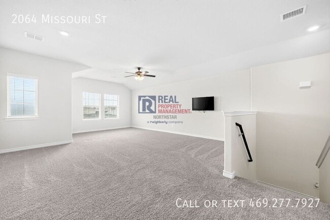 Building Photo - 2064 Missouri St