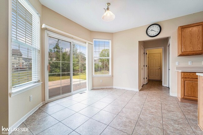 Building Photo - 34681 Giannetti Dr