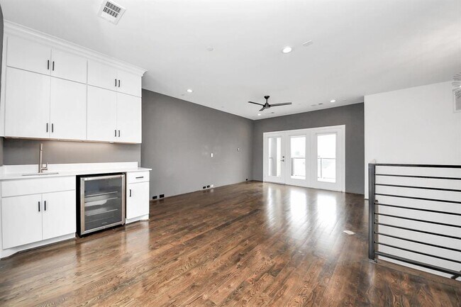 Building Photo - 1512 Malone St