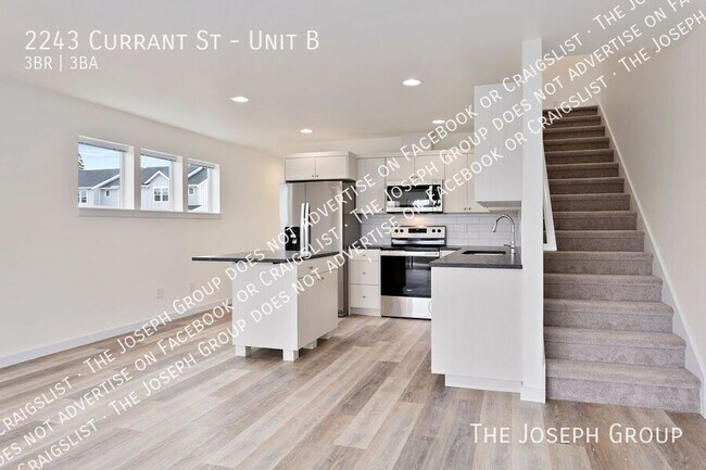 Building Photo - 2243 Currant St