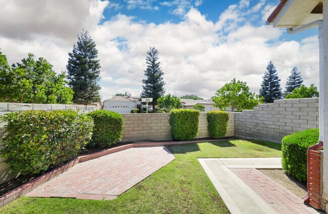 Building Photo - 9802 Bourbon Rose Ct