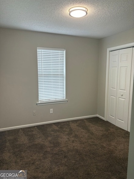Building Photo - 565 N Fairfield Dr