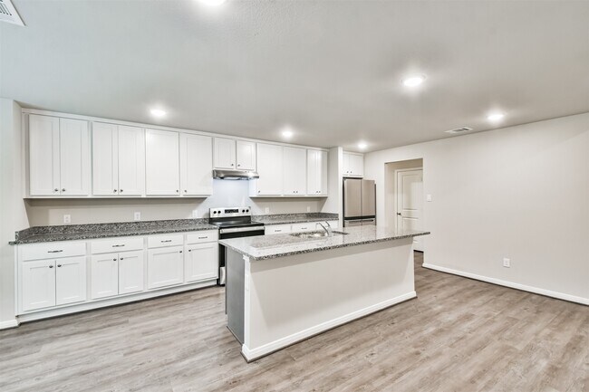 Building Photo - 133 S Timber Top Dr