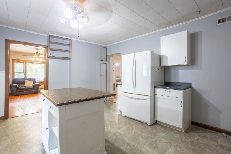 Building Photo - 1120 Williams St