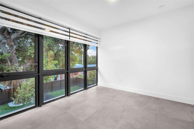 Building Photo - 919 NW 55th St