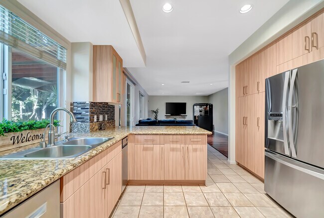 Building Photo - 19301 Lavi Ct