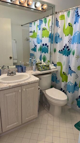 Building Photo - 5267 Europa Dr