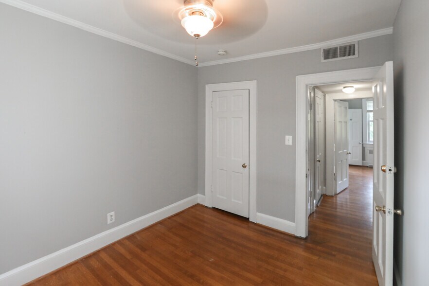 Building Photo - 2315 15th St NW