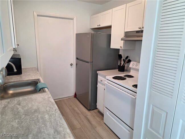 Building Photo - 2024 Steamboat Cir