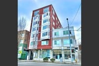 Building Photo - TOP FLOOR Condo/PARKING INCLUDED!